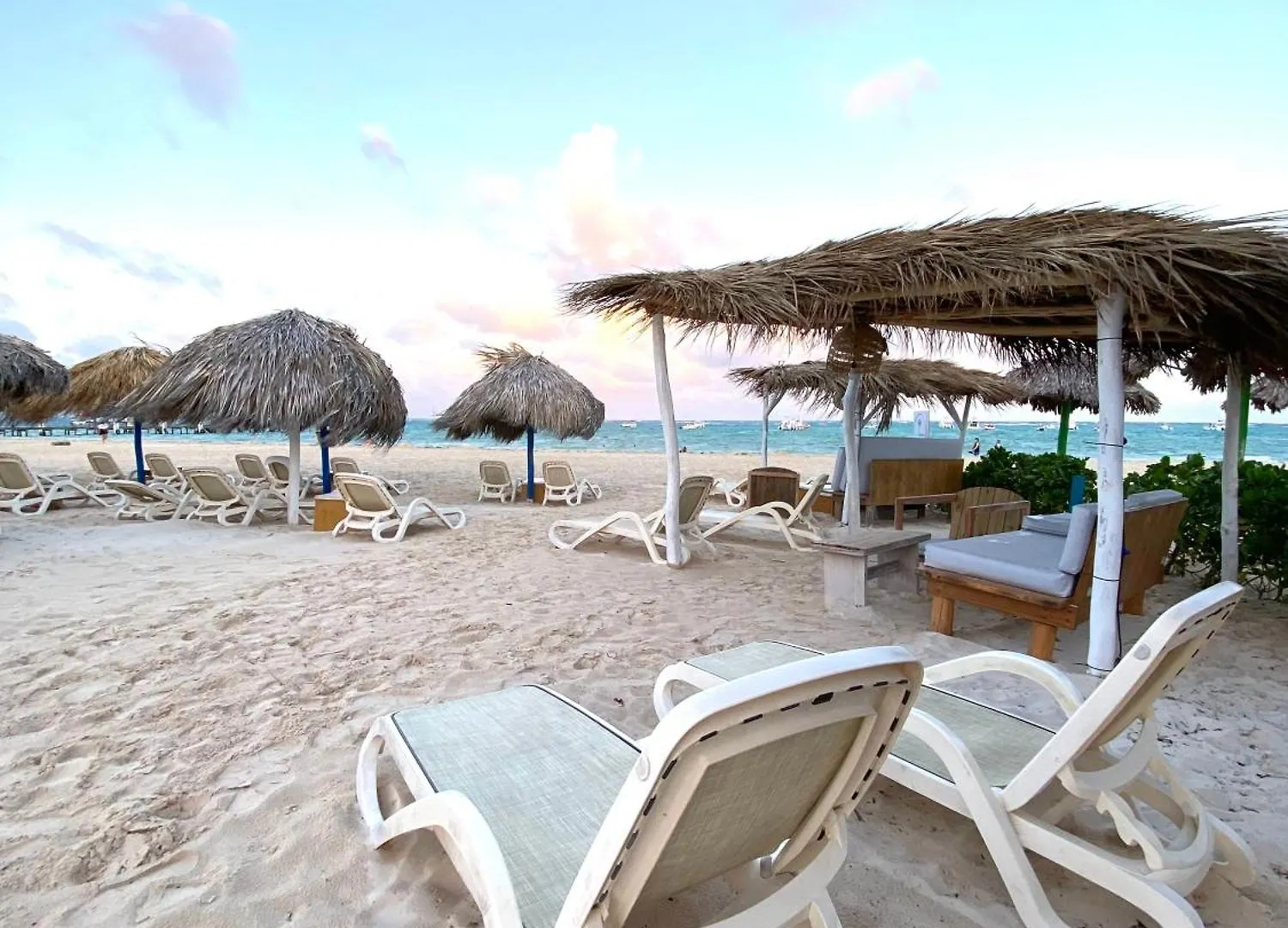 Cozy Apartment Near The Beach Los Corales Punta Cana. Dominican Republic